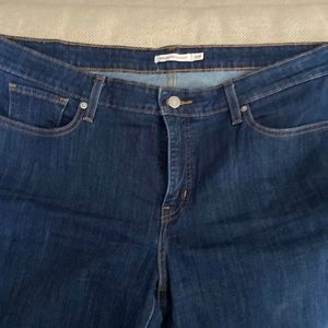 Plus size Levi’s 415 boot cut jeans